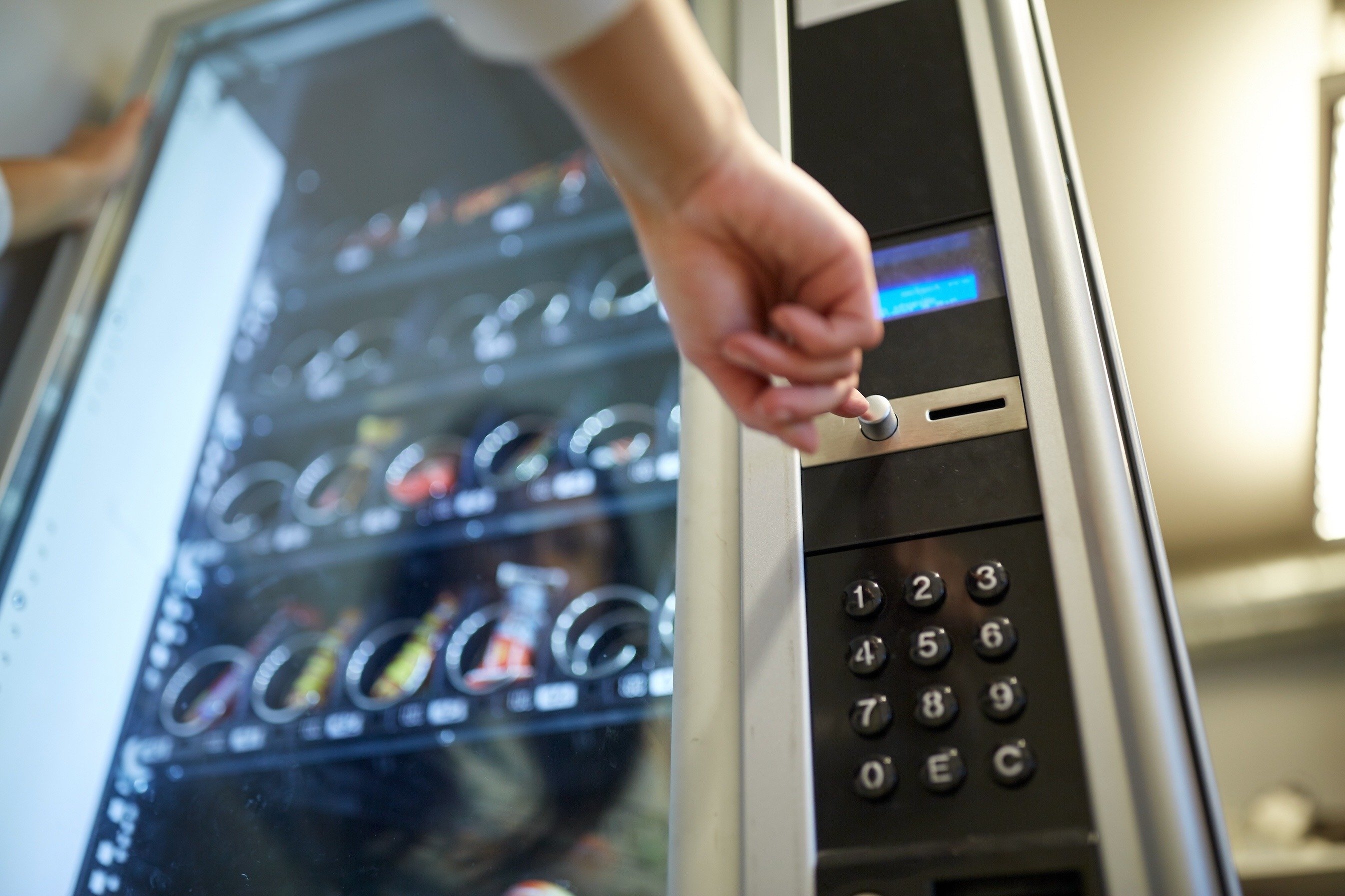 A Buyer’s Guide For Choosing Healthy Vending Machines